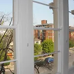 Διαμέρισμα Beaufort House From Your