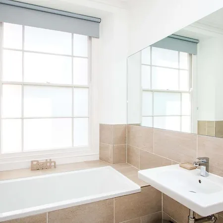 Apartamento Beaufort House From Your Bristol