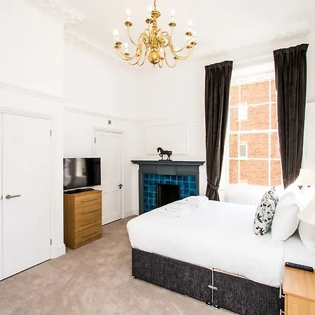 Beaufort House From Your Apartment *