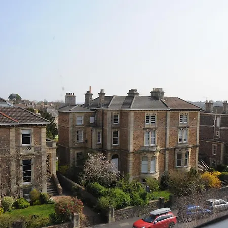 Beaufort House From Your דירה