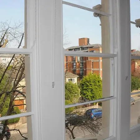 Apartman Beaufort House From Your