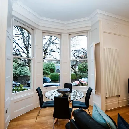 Beaufort House From Your Apartman Bristol