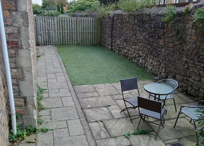 Beaufort House From Your דירה בריסטול