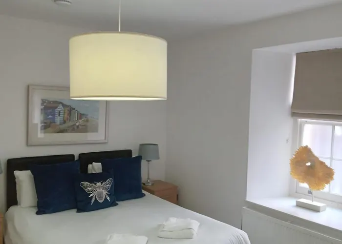 Beaufort House From Your דירה *