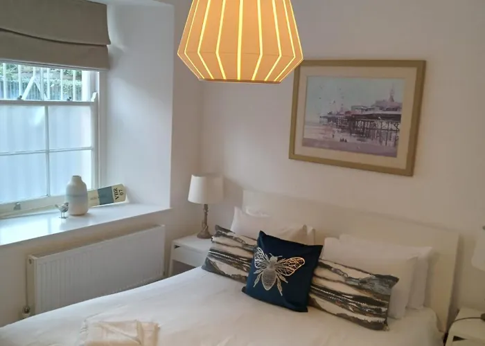 Beaufort House From Your בריסטול