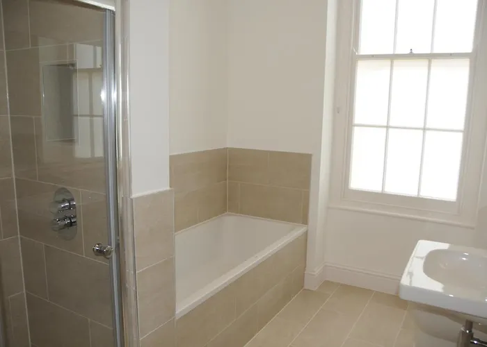 Beaufort House From Your דירה